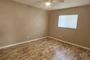 3740 SW Santa Barbara Pl, Cape Coral, FL 33914 - Photo 15