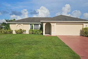 3740 SW Santa Barbara Pl, Cape Coral, FL 33914 - Photo 1