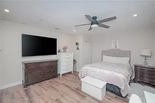 18423 Alphonse Cir, Port Charlotte, FL 33948 - Photo 15