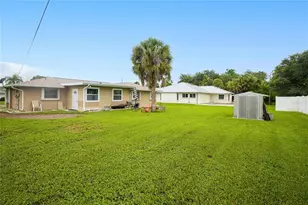 18423 Alphonse Cir, Port Charlotte, FL 33948 - Photo 23