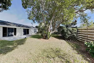 3205 40th St W, Bradenton, FL 34205 - Photo 17