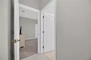 111 Falling Water Dr, Brandon, FL 33511 - Photo 39
