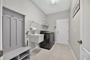 111 Falling Water Dr, Brandon, FL 33511 - Photo 45