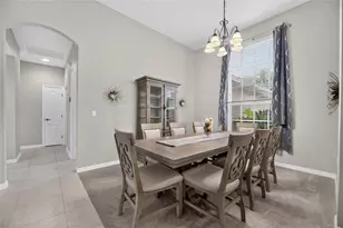 111 Falling Water Dr, Brandon, FL 33511 - Photo 5