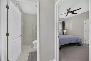 111 Falling Water Dr, Brandon, FL 33511 - Photo 29