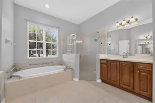 111 Falling Water Dr, Brandon, FL 33511 - Photo 15
