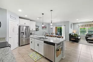 3215 Birchin Ln, Fort Myers, FL 33916 - Photo 7