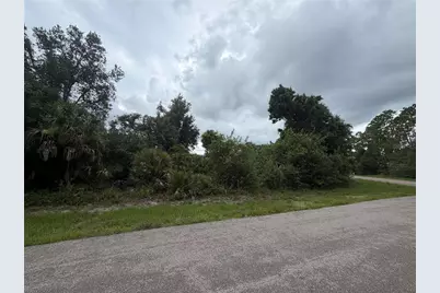 192 Macarthur Drive, Port Charlotte, FL 33954 - Photo 11