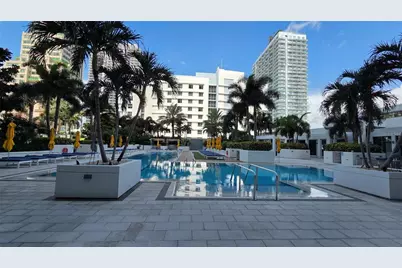 100 1st Avenue N #2406, Saint Petersburg, FL 33701 - Photo 41