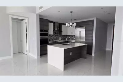 100 1st Avenue N #2406, Saint Petersburg, FL 33701 - Photo 15
