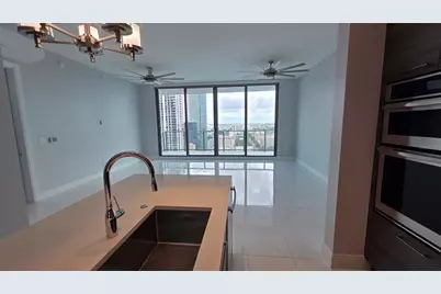 100 1st Avenue N #2406, Saint Petersburg, FL 33701 - Photo 19