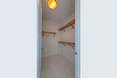 100 1st Avenue N #2406, Saint Petersburg, FL 33701 - Photo 25