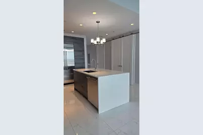 100 1st Avenue N #2406, Saint Petersburg, FL 33701 - Photo 17