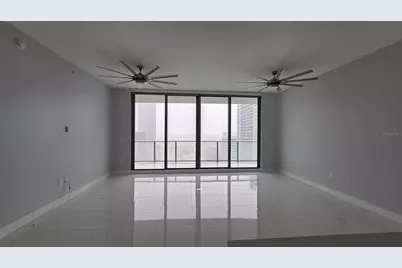 100 1st Avenue N #2406, Saint Petersburg, FL 33701 - Photo 9
