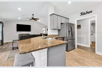 101 Fitzsimons Street, Port Charlotte, FL 33954 - Photo 15
