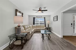 101 Fitzsimons St, Port Charlotte, FL 33954 - Photo 9