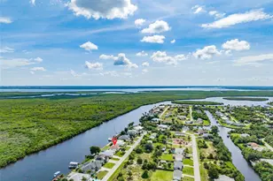 18422 Arapahoe Cir, Port Charlotte, FL 33948 - Photo 3