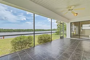 18422 Arapahoe Cir, Port Charlotte, FL 33948 - Photo 5