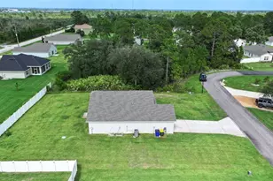 5906 Escalon Dr, Sebring, FL 33872 - Photo 5