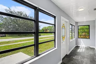 4060 Avanti Cir, North Port, FL 34287 - Photo 5
