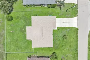 1708 Blue Lake Cir, Punta Gorda, FL 33983 - Photo 35