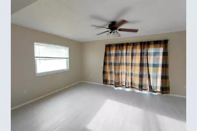 18292 Morrisson Avenue, Port Charlotte, FL 33948 - Photo 11