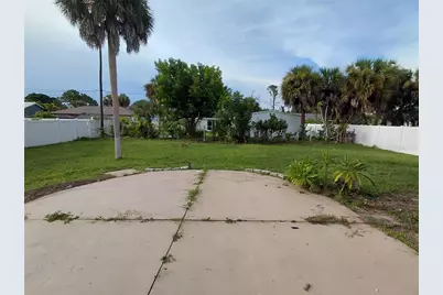 18292 Morrisson Avenue, Port Charlotte, FL 33948 - Photo 39