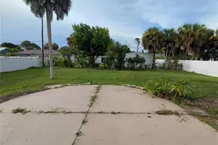 18292 Morrisson Ave, Port Charlotte, FL 33948 - Photo 39