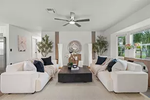 30 Oakland Hills Ct, Rotonda West, FL 33947 - Photo 3
