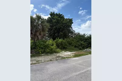 18383 Burkholder Circle, Port Charlotte, FL 33948 - Photo 5