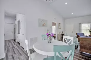 230 E Canal Way NE, Lake Placid, FL 33852 - Photo 3
