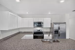 25138 Alicante Dr, Punta Gorda, FL 33955 - Photo 11