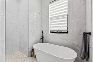 4722 Neptune Rd, Venice, FL 34293 - Photo 23