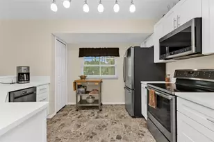 3178 Albenga Ln, North Port, FL 34286 - Photo 9