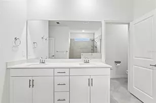 11296 Pinot Dr, Venice, FL 34293 - Photo 21
