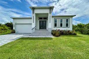 8147 Tracy Cir, Port Charlotte, FL 33981 - Photo 1