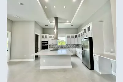 8147 Tracy Circle, Port Charlotte, FL 33981 - Photo 5
