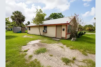 207 S Lee Avenue, Arcadia, FL 34266 - Photo 13