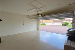 23556 Awabuki Dr, Venice, FL 34293 - Photo 7