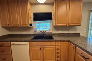 814 Spring Lake Blvd NW, Port Charlotte, FL 33952 - Photo 5