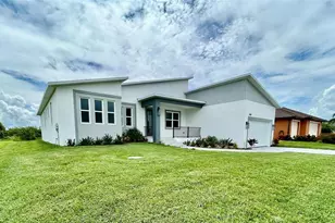 8181 Tecumseh Cir, Port Charlotte, FL 33981 - Photo 3