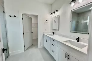 8181 Tecumseh Cir, Port Charlotte, FL 33981 - Photo 17