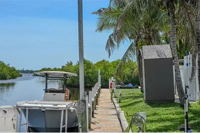 6817 Bayshore Road, Palmetto, FL 34221 - Photo 5