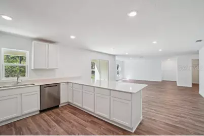 12048 Pembrooke Avenue, Weeki Wachee, FL 34614 - Photo 11