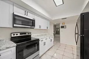 110 Gulfview Rd, Punta Gorda, FL 33950 - Photo 17