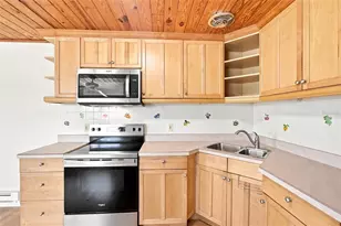 455 62nd St, Holmes Beach, FL 34217 - Photo 7