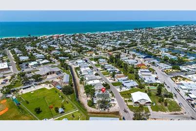 455 62nd Street, Holmes Beach, FL 34217 - Photo 3