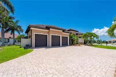 325 Segovia Drive, Punta Gorda, FL 33950 - Photo 3