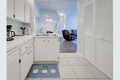 3300 Loveland Boulevard #3004, Port Charlotte, FL 33980 - Photo 13