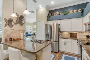 1001 Topelis Dr, Englewood, FL 34223 - Photo 19